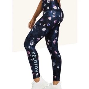 Peloton Gemstone print workout leggings